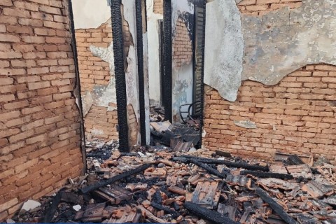 Incêndio em Monte Azul Paulista, SP