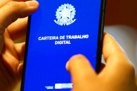 Governo anuncia programa de consignado para trabalhadores CLT